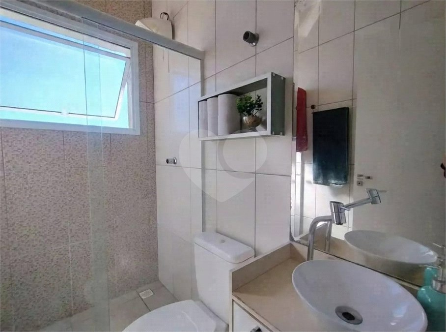Apartamento a Venda - 2 dormitórios - Jd. Colonial