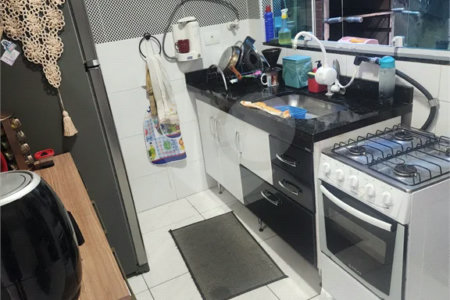 Casa com 48m² , 2 dormitórios , 2 banheiros e 1 vaga de garagem , à venda em Cidade São Mateus.