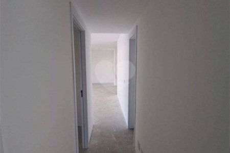 Apto com 159m² área útil com 3 suítes 2 vagas varanda gourmet e lazer completo.