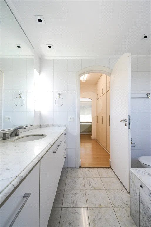 Apartamento à venda com 3 quartos, sendo 1 suíte, em Granja Julieta, São Paulo, SP