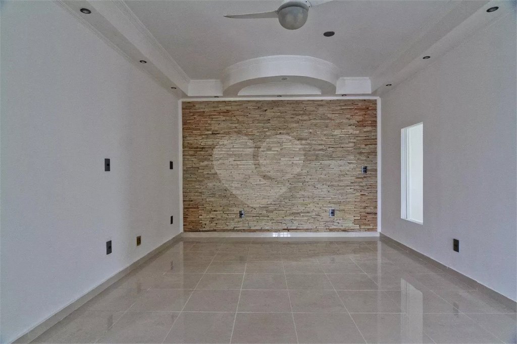 Casa para alugar com 211m², 3 quartos Sem Vaga -Vila Boaçava - São Paulo