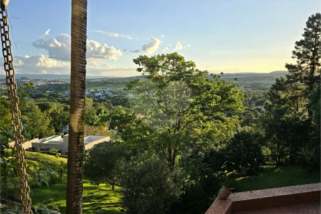 Casa a Venda no Condomínio São Joaquim em Vinhedo/SP