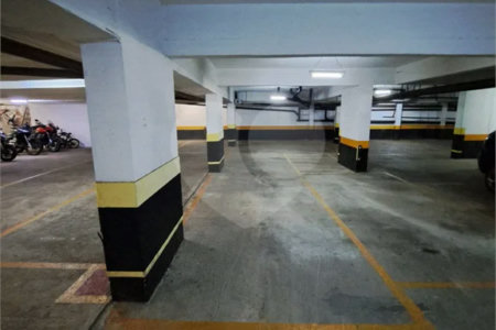 Apartamento a venda com 2 dormitórios 1 suíte 2 vagas de garagem