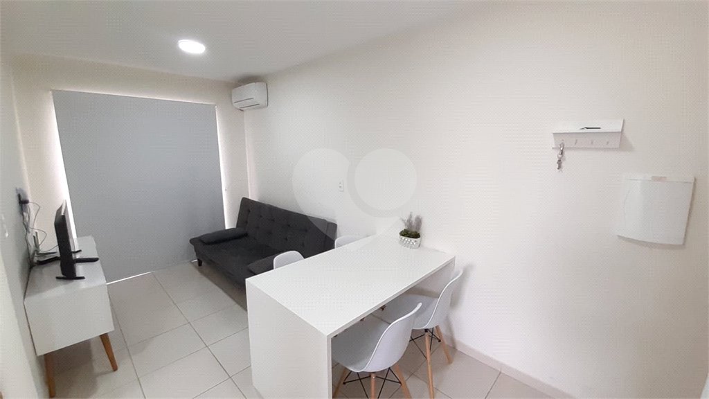 Studio no Condomínio Residencial Pieta .