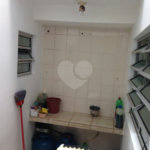 Vende-se Sobrado em Condomínio Fechado – 3 Dormitórios | 180 m²
