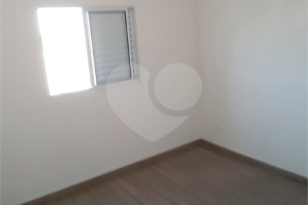 Apartamento com 2 dormitórios.