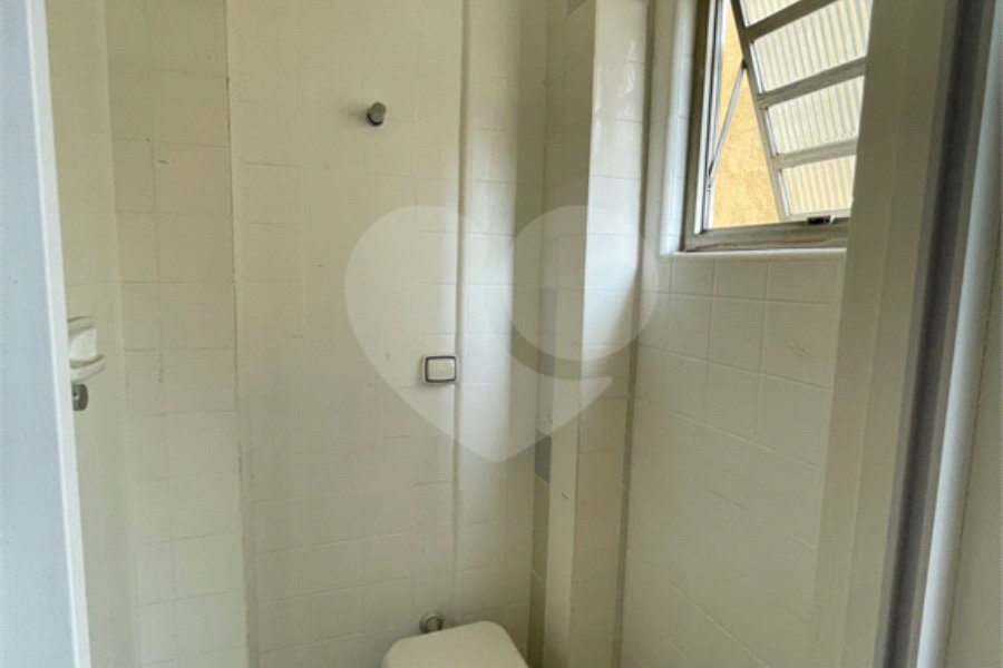 Apartamento no Jardins a passos da Oscar Freire
