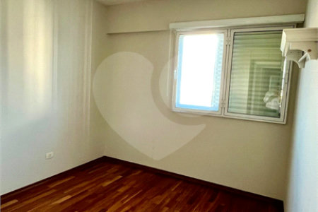 COBERTURA A VENDA COM 3 DORMITORIOS, 1 SUITE, 2 VAGAS, METRAGEM 210M², SÃO JOSÉ DOS CAMPOS/SP.