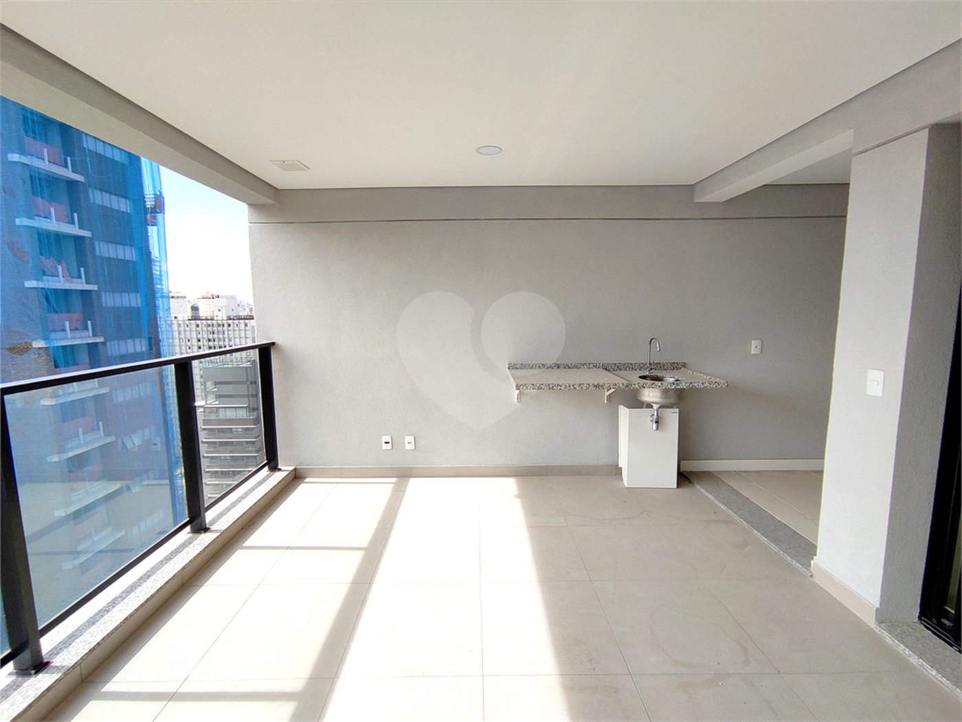 Apartamento no Jardim América com localização privilegiada – 74 m²