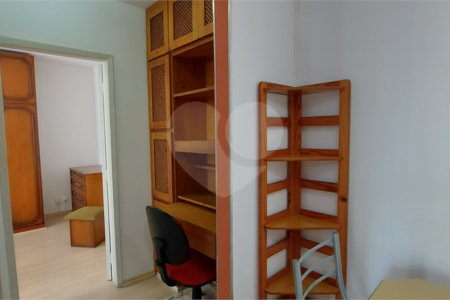 Apartamento à venda ou locação na Saúde com 46m², 1 dormitório e 1 vaga de garagem,