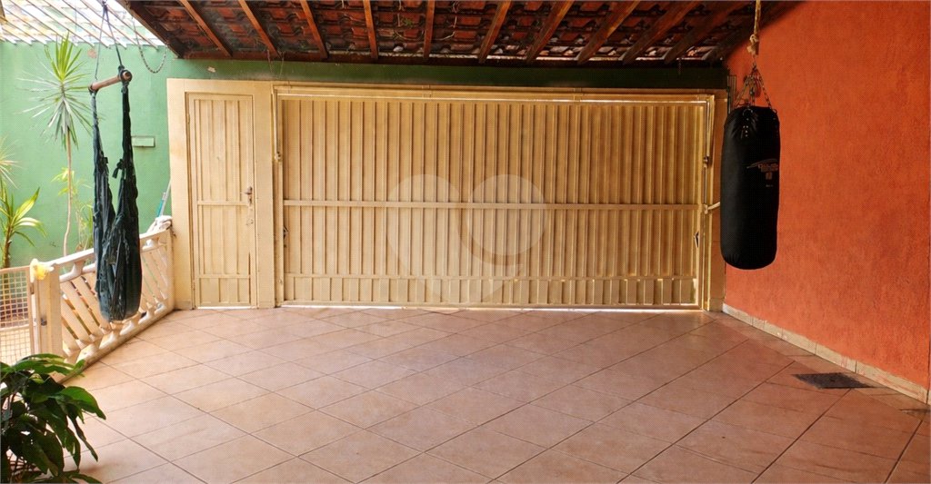 Casa com 4 dormitórios sendo 1 suíte a venda no bairro Samambaia