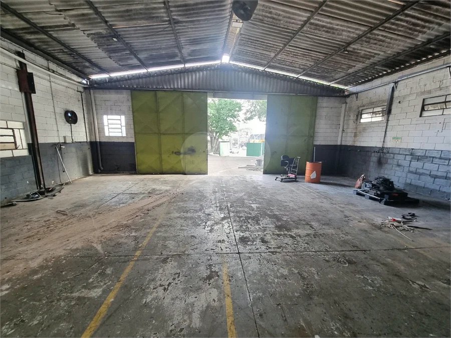 Galpão Comercial para Locação no Jardim do Trevo em Campinas com 276 m² de Área Construída e Amplo Terreno