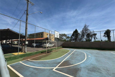 Apartamento com 03 Dormitórios, á venda, em São Carlos-SP.
