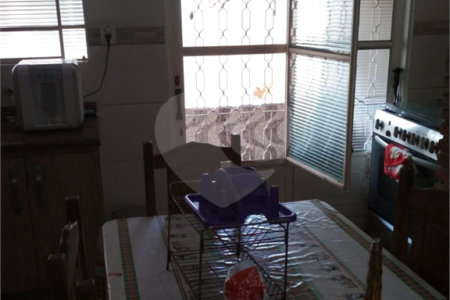 Casa térrea para venda ou locação no Jardim São Carlos V