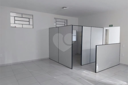 Salão Comercial para locação em Indaiatuba/SP no Bairro Vila Georgina -Fotovoltaica instalada.