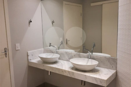 Apartamento de 257m² a venda em Moema, reformado, 4 dorms, 3 suítes, fora de rota,, 4 vagas