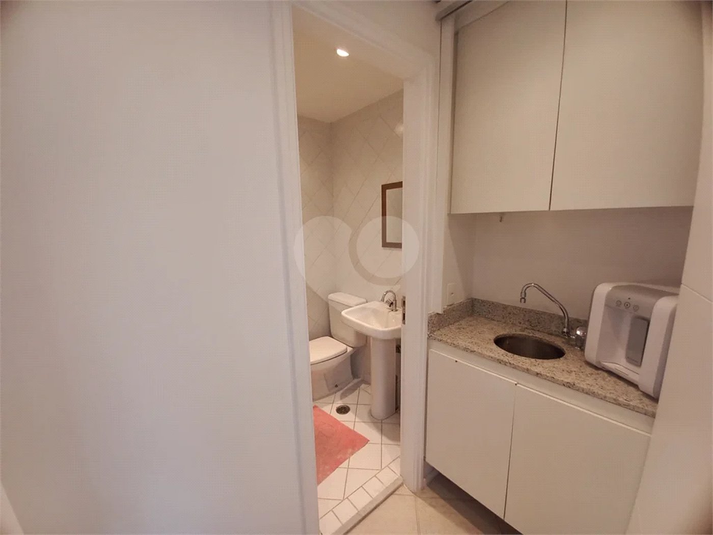 Sala comercial mobiliada para locação no Paraíso