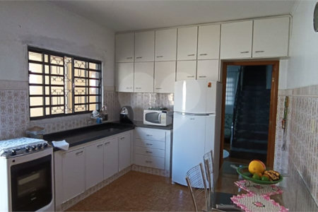 Casa à venda com 3 quartos, sendo 1 suíte, em Vila Boa Vista, São Carlos - SP