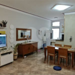 Casa Nova (Apenas 2 Anos) com Suíte: Conforto, Segurança e Localização Privilegiada!