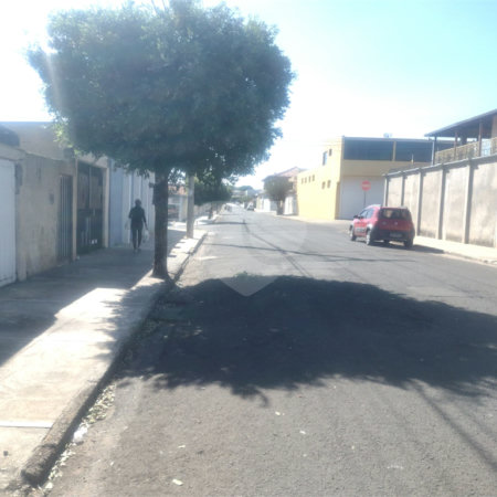 Galpão comercia a venda.