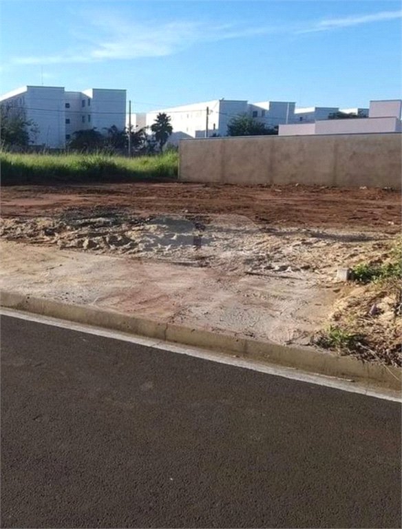Terreno com 253,00 m² .