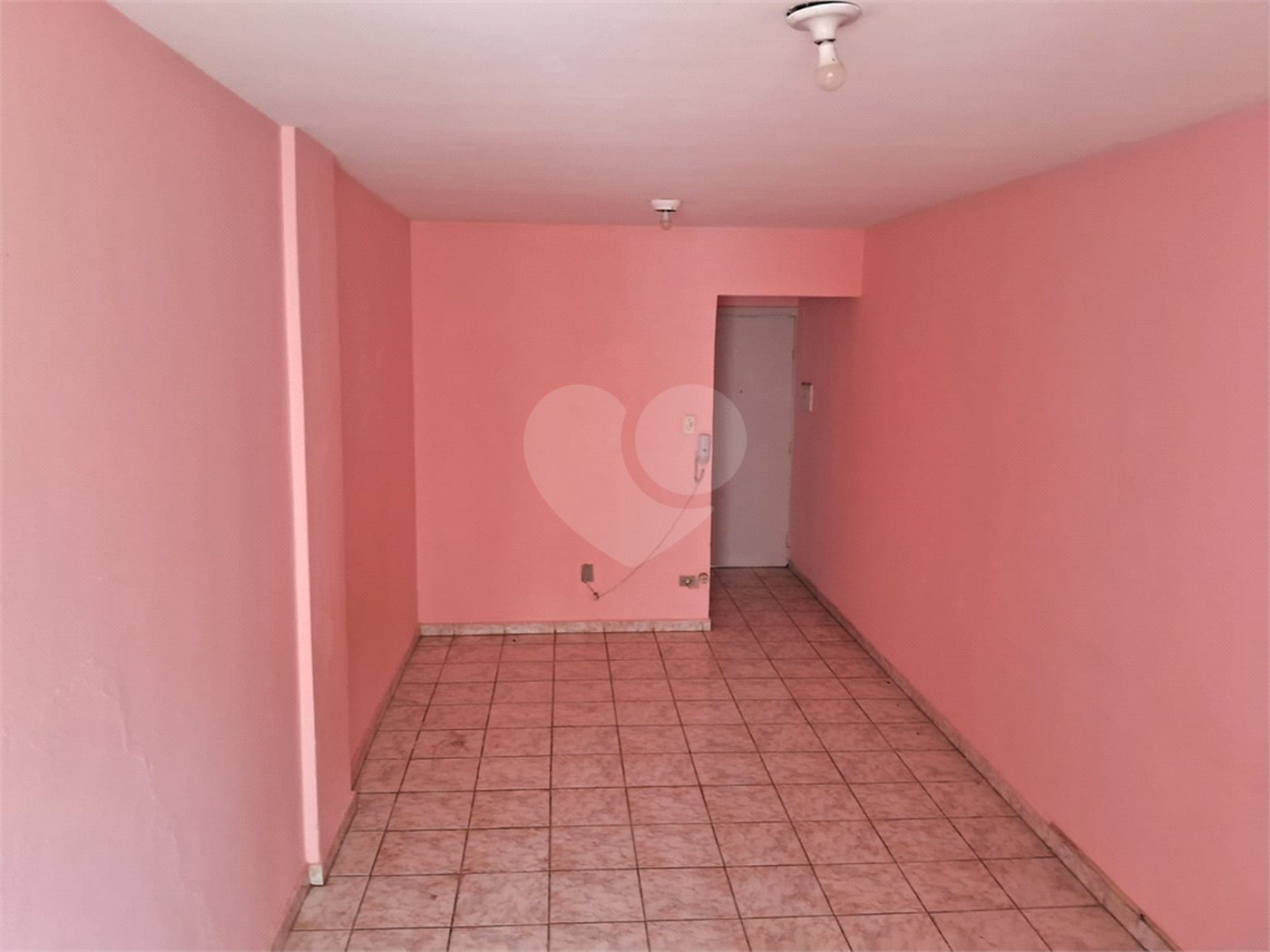 Apartamento a venda com 35m² perto de ônibus e Metrô