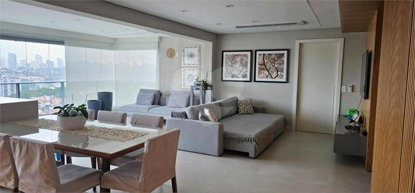 Apartamento 131 M2² vista LIVRE Vila Mariana SP 3 Suítes 4 banheiros 3 vagas escritório depósito e varanda gourmet integrada Aceita e estuda permuta
