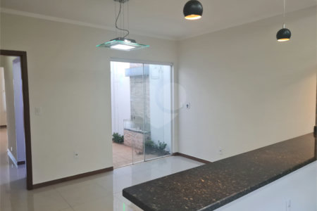 Casa térrea para venda no Parque Fher.