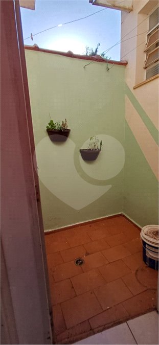 Oportunidade Única no Centro de São Carlos: Imóvel Versátil para Residência ou Negócio