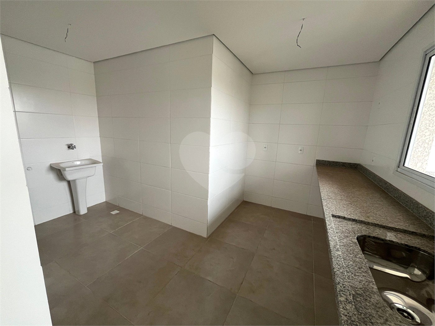 Apartamento á venda na região da Vila Prado.