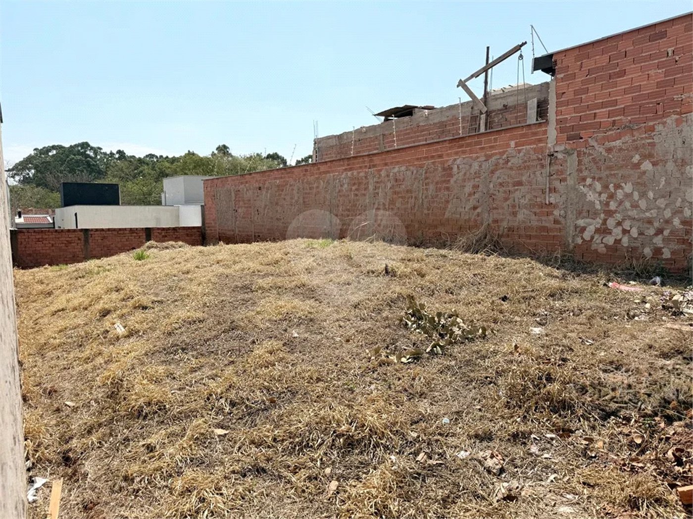 TERRENO À VENDA – CAMPOS DO CONDE