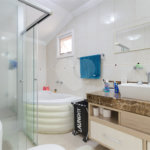 Casa à venda com 4 quartos, sendo 2 suítes, no condomínio Villa Franz Schubert, São Paulo - SP