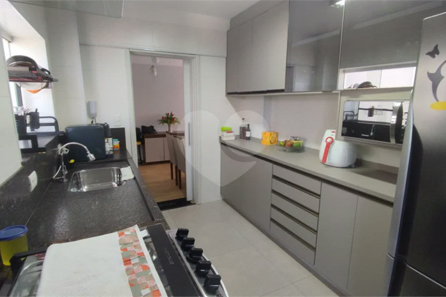 Apartamento Primoroso com 2 Quartos - Edifício Noiva da Colina