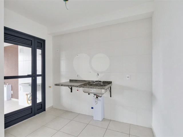 Apartamento à venda com 2 quartos, sendo 1 suíte,  em Alto da Boa Vista, São Paulo, SP