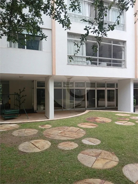 Apartamento à venda com 3 quartos, sendo 1 suíte, em Jardim Paulista, São Paulo, SP