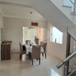 Linda Casa 3 dormitórios com piscina - R$ 950.000,00