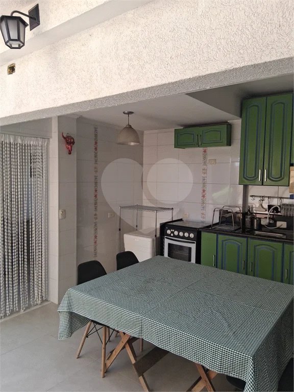 Casa à Venda na Vila Rosália | 4 Dorms, Área Gourmet e Rua Sem Saída