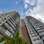 Apartamento com 68m² sala 02 ambientes, 02 dormitórios, sendo 01 suíte banheiro social e vaga no subsolo.! Venha conhecer!