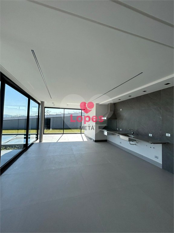 CASA LINDA NO CONDOMINIO RESERVA DO PARATEHY COM 4 DORMITORIOS, 4 SUÍTES, PISCINA, ELEVADOR, SJC