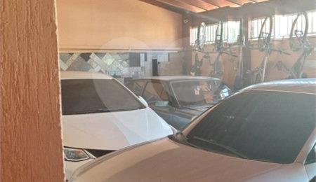 Casa à venda com 4 quartos, sendo 1 suíte,  em Jardim Nova Santa Paula, São Carlos, SP