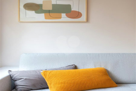 Excelente oportunidade para reformar e ficar com o apartamento dos seus sonhos!
