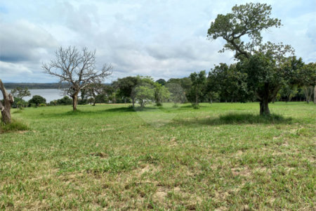 Loteamento Residencial em Condomínio