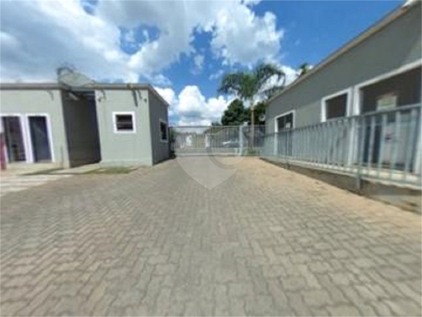 Apartamento no Condomínio Monte Nevada.
