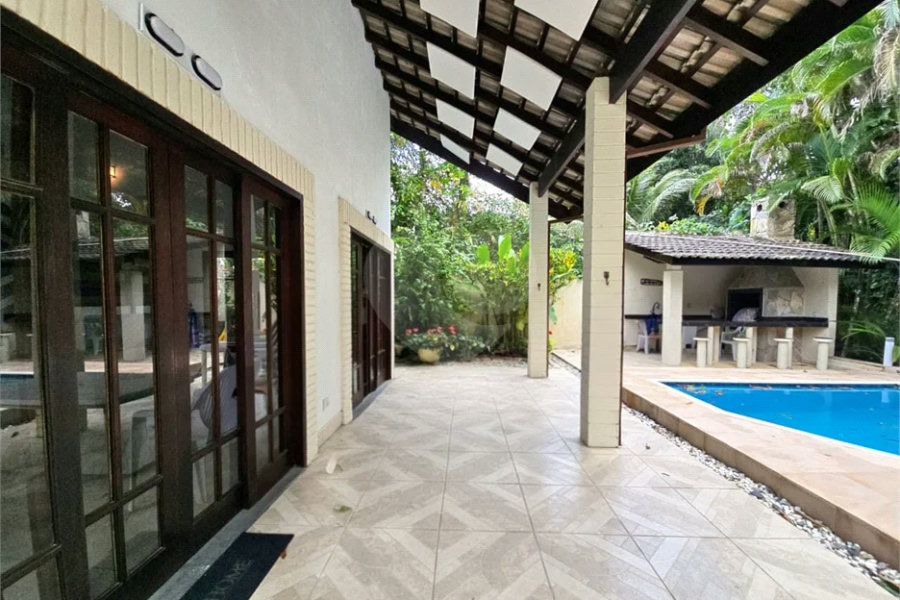Casa à venda com 4 suítes em Riviera de São Lourenço, Bertioga, SP