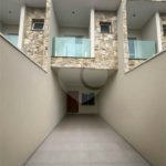 Sobrado 3 dorms sendo 1 suite, 2 vagas e 120m²