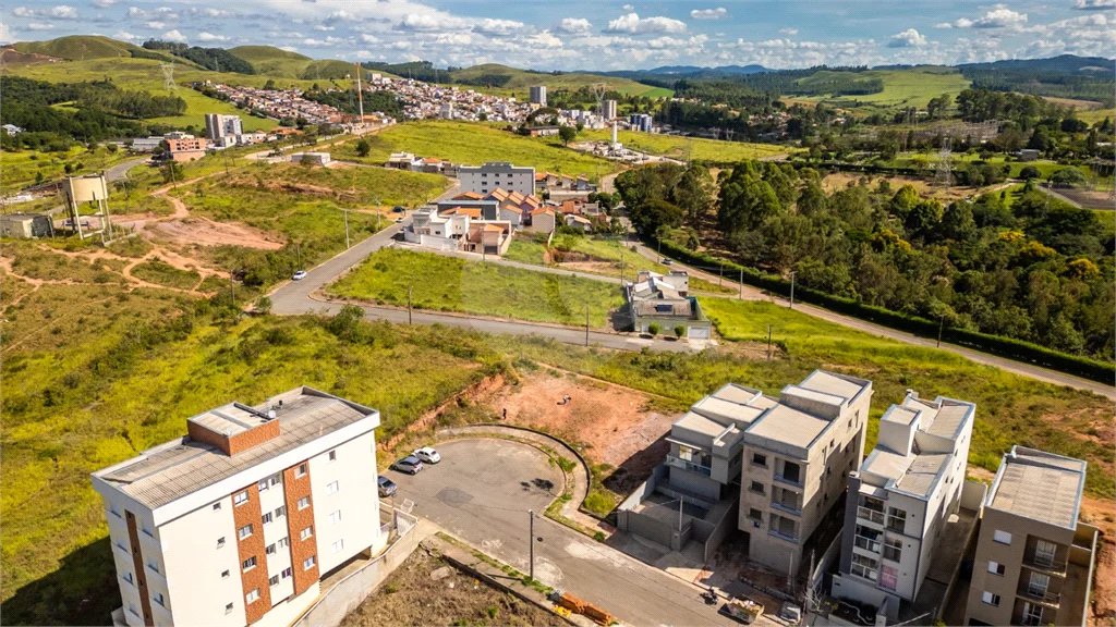 Lote de 570m² no residencial Veredas em Poços de Caldas