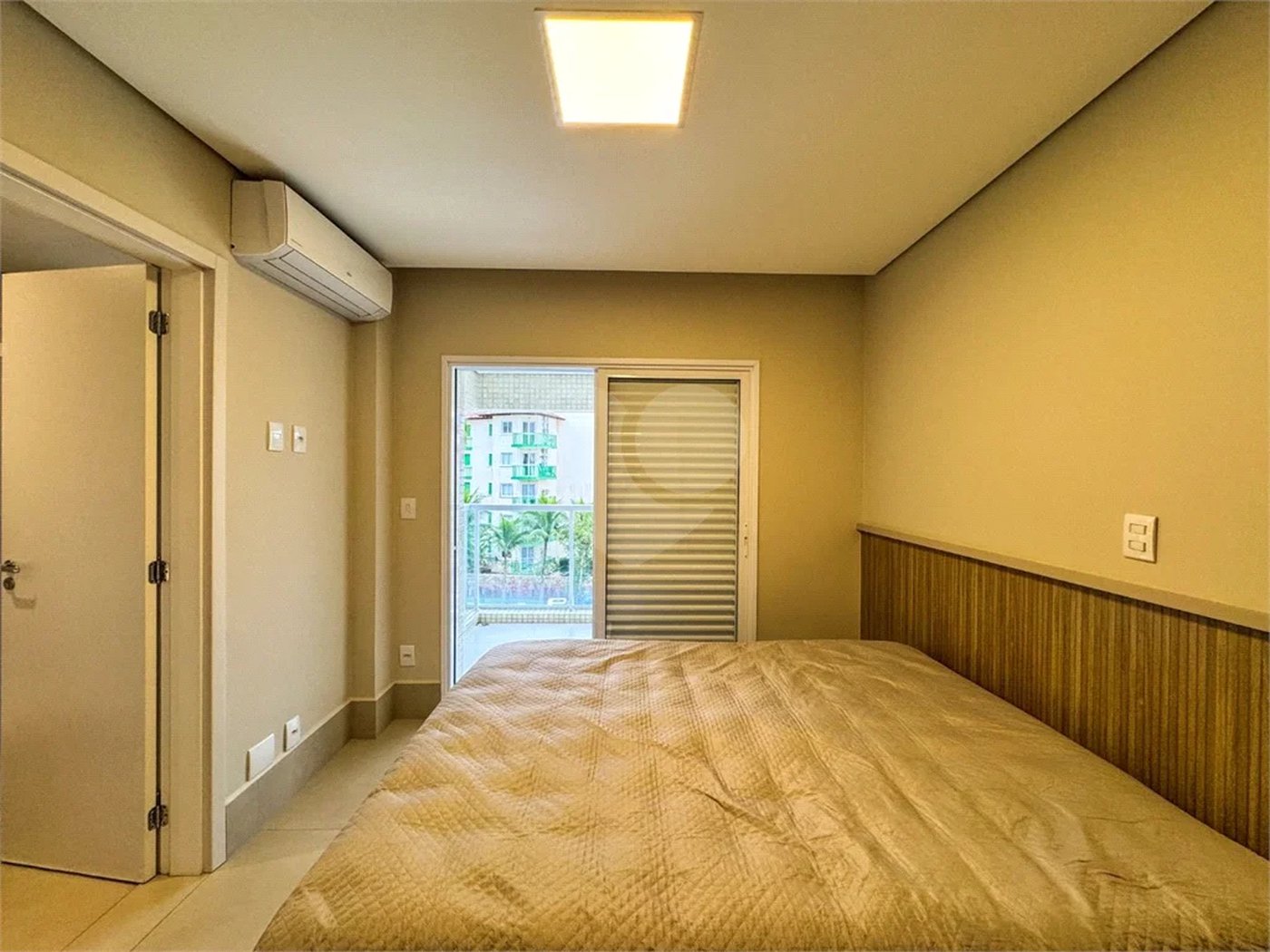 Apartamento à venda com 3 suítes em Riviera de São Lourenço, Bertioga, SP