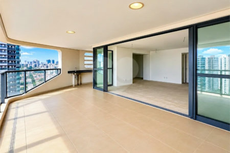 Apartamento à venda com 3 suítes em Chácara Santo Antônio, São Paulo, SP