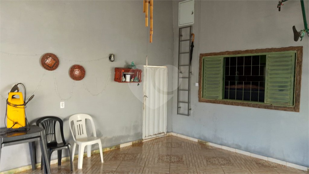 Casa a venda com 2 dormitorios sendo ! suite em iIbate