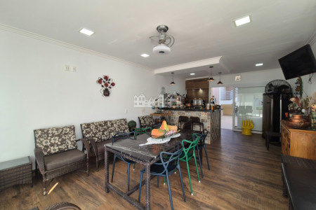 Casa à venda com 3 quartos, sendo 1 suíte, em Vila Esperia Ou Giglio, Atibaia - SP